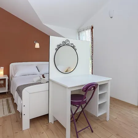 Waterfall House Getaway