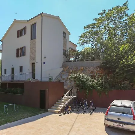 Waterfall House Getaway ヴィラ Trilj